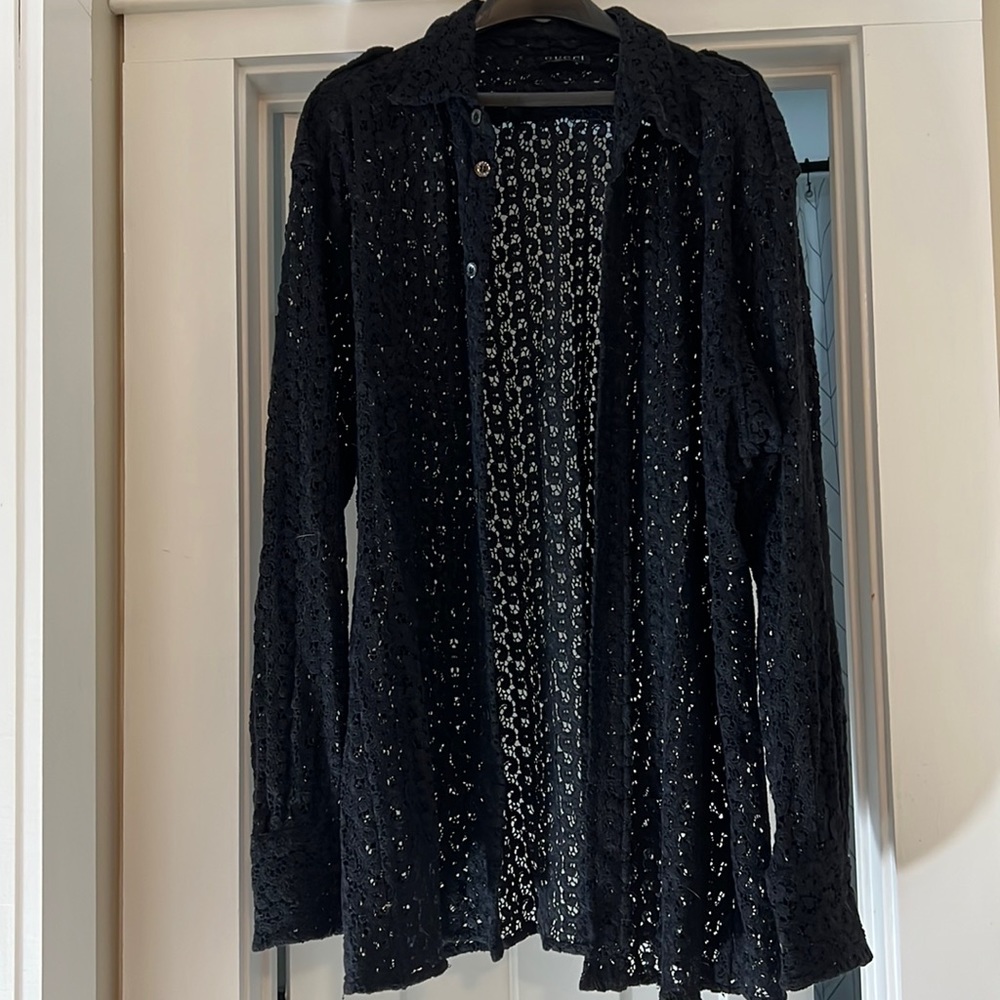 Authentic Gucci cotton lace coverup, shirt. Size L fits like a 1 or 2x.